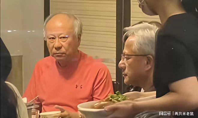 黄仁勋回中国台湾探望年迈的父母 