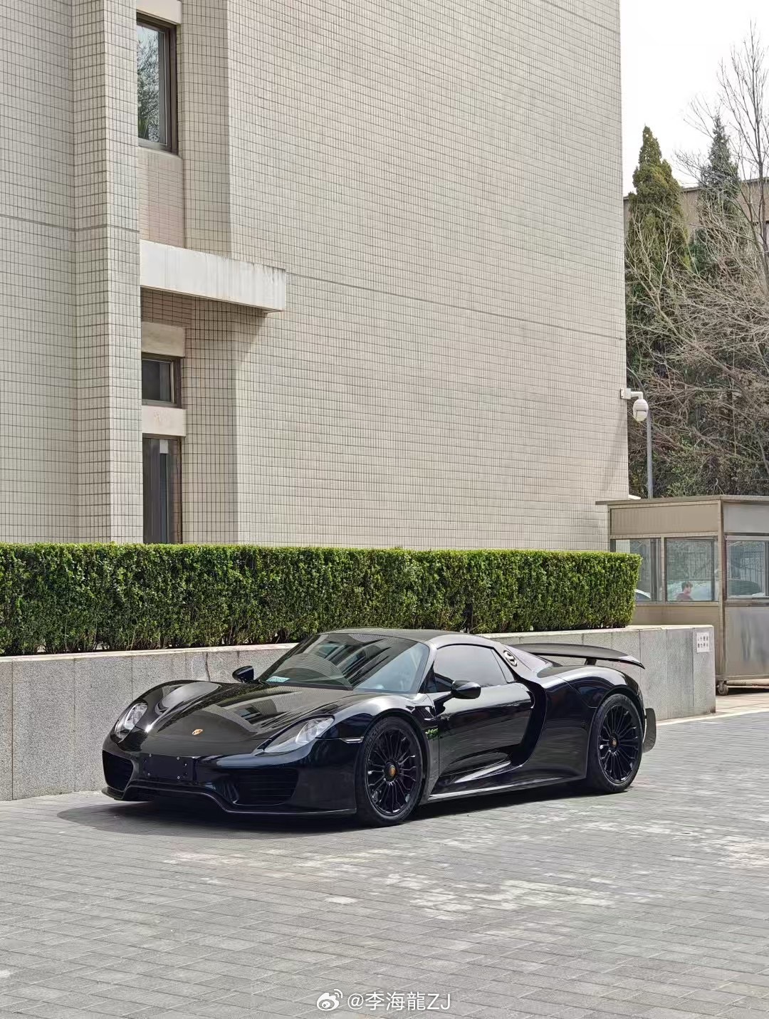 保时捷918spyder🐸蛙王精品车况15年上牌…只需一千出头…💰  ​​​