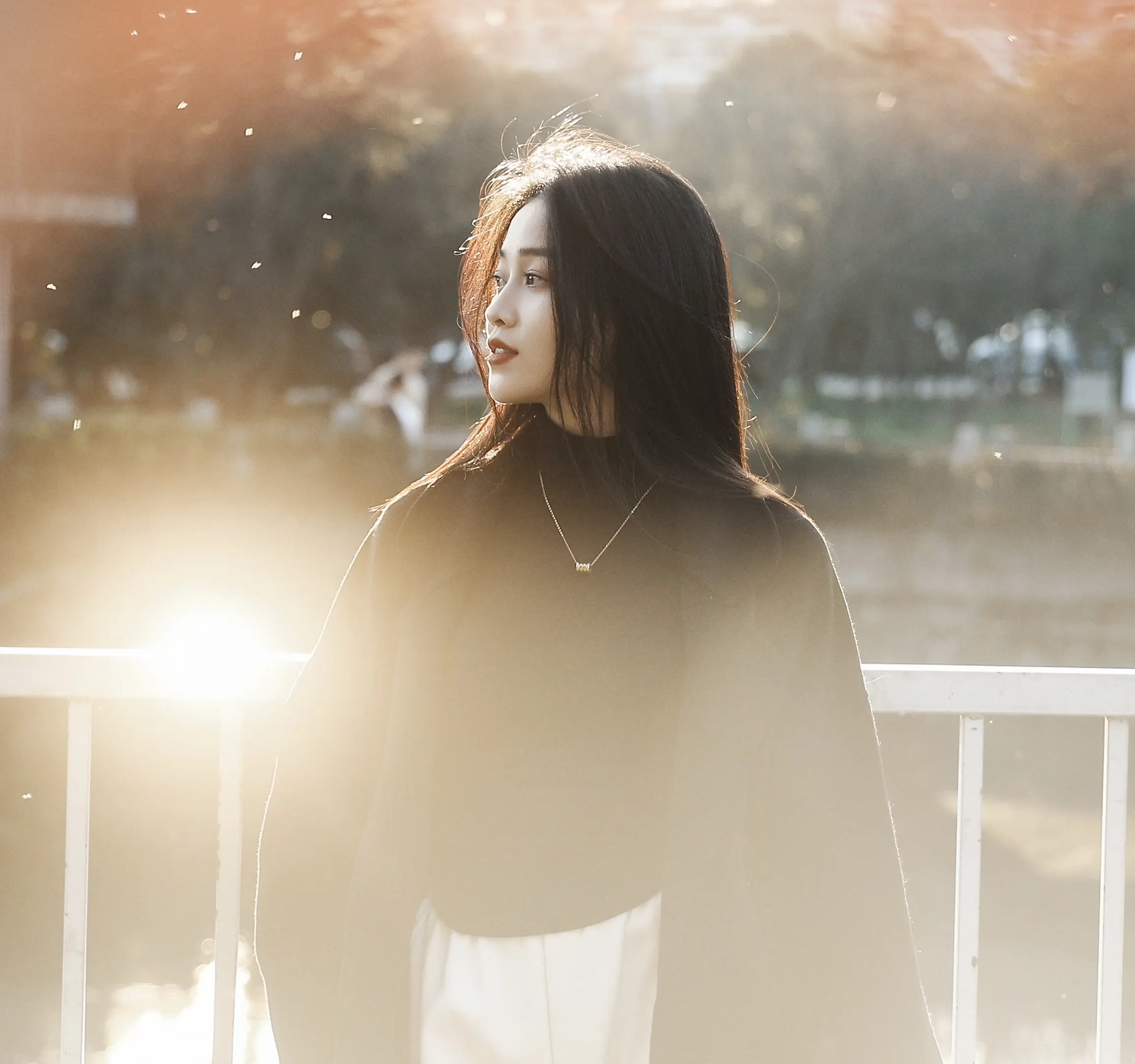 花开花落花无悔，缘来缘去缘如水。