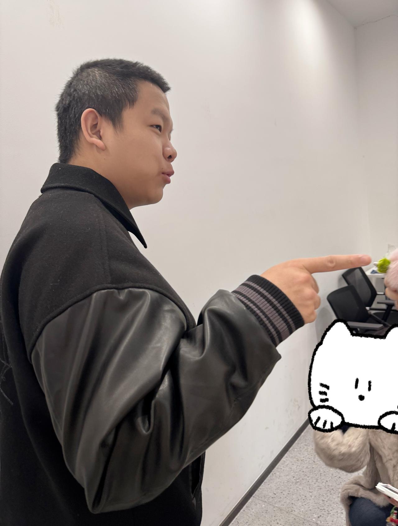 今日成都多云，14~26°🌥️

你🫵🏻再不让我下班🫵🏻
我就🫵🏻