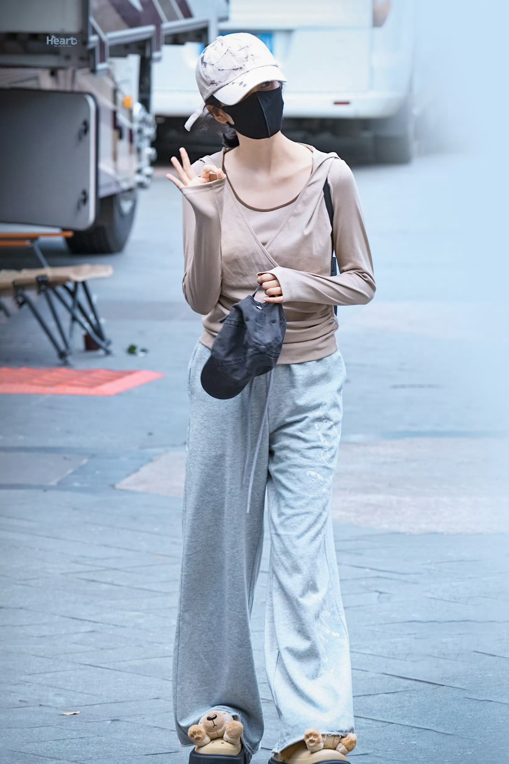 我女朋友下班准备和我去约会了白鹿