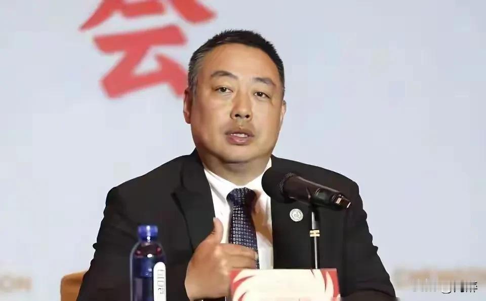 拒绝谣言！还刘国梁以清白。

刘国梁在中缅边境口岸被捕，警方在其北京的豪宅内搜出