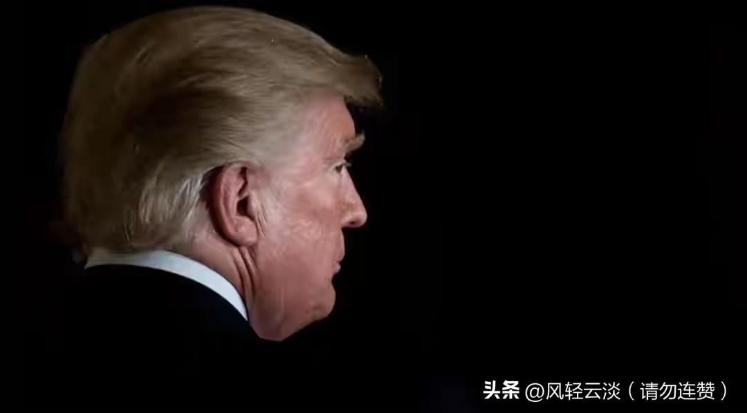 多行不义必自毙！特朗普四面楚歌，下台风险陡增
 
多行不义必自毙！特朗普如今彻底