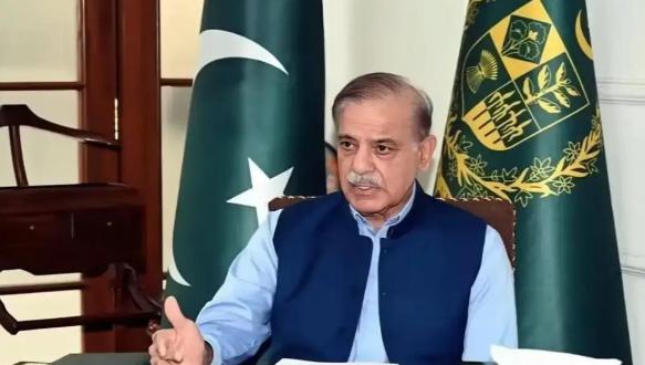 “巴铁签了特朗普的‘和平委员会’，中国当天就亮剑表态，这到底是兄弟阋墙，还是高手