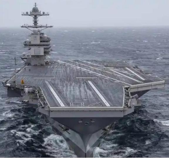 要是真打起来，中国导弹能不能把美军航母给干掉呢？答案是，几乎没可能，哪怕是鹰击-