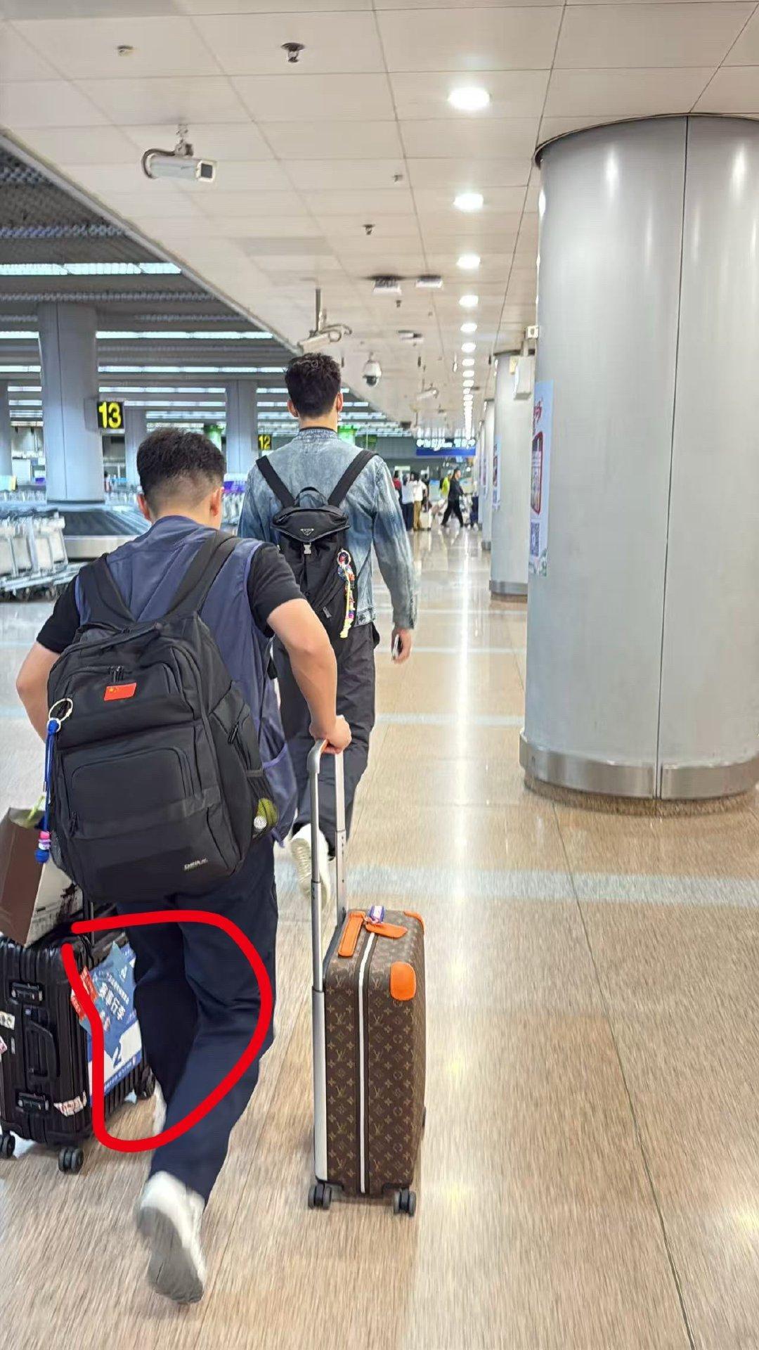 一看到就美醉了是吧[嘻嘻] ​​​
