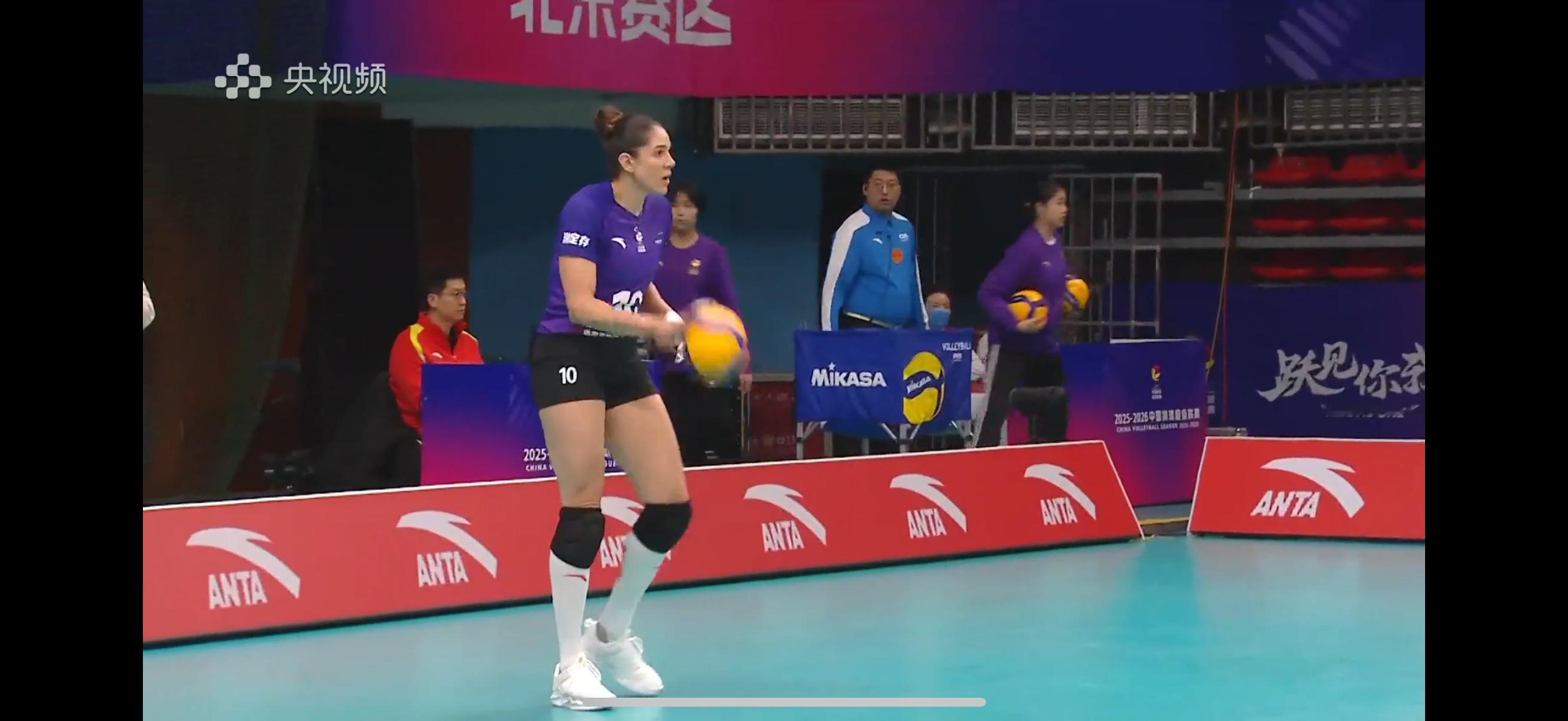 感觉娜塔莉亚有25+分2025-2026中国女排超级联赛