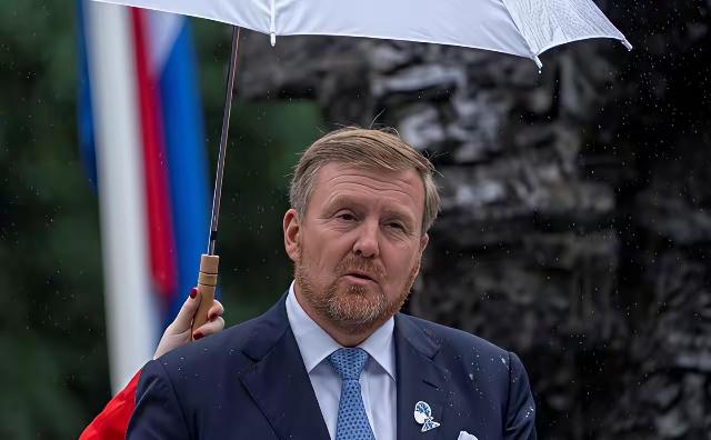 [浮云]越南的野心着实令人警惕！如今越南的教育体系中，中学课本竟公然将广东、广西