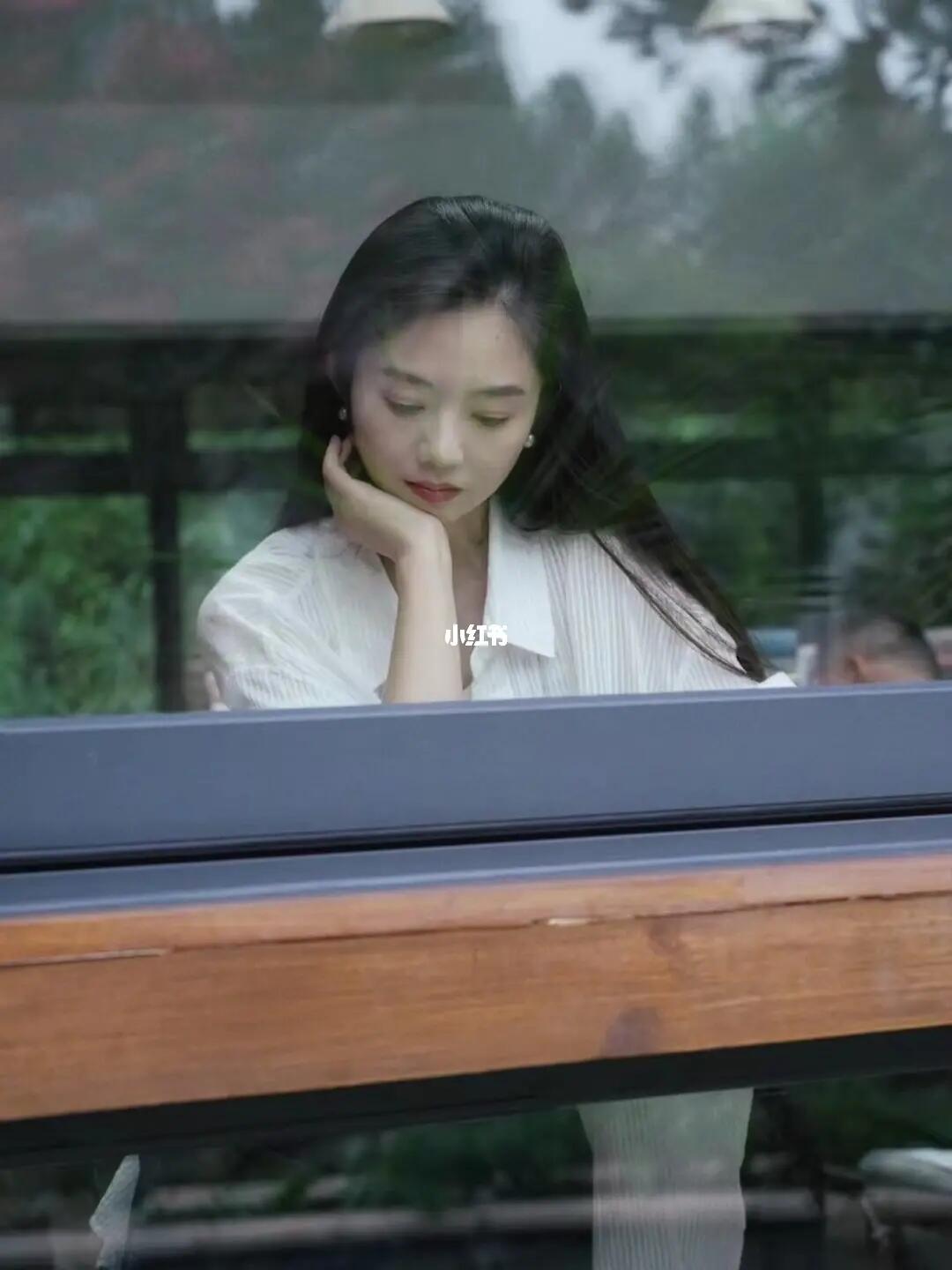 有时候在想，我们是否太过匆忙了。