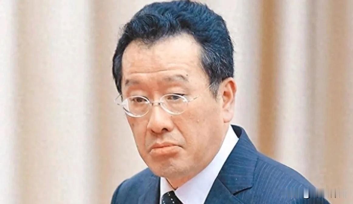 被我们纳入“台独”顽固分子名单的顾立雄，跳出来对我们放话了！6月8日，岛内防务部
