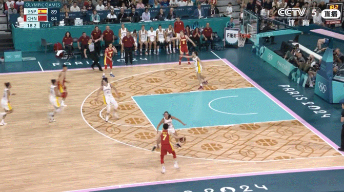 李月汝最后16秒连追五分，但中国女篮还是90-89 不敌西班牙女篮。哎，可惜了！