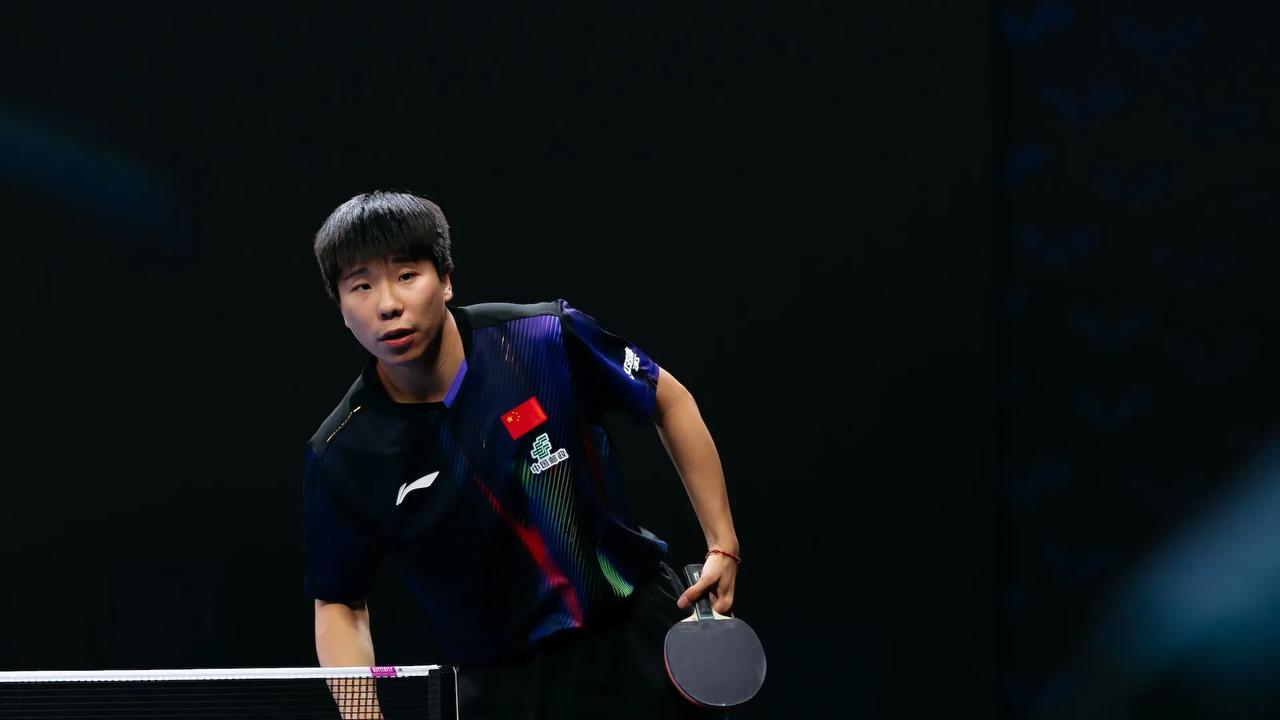 徐瑛彬，终于回来了！
WTT阿斯塔纳球星挑战赛资格赛决胜轮，国乒选手徐瑛彬3-2