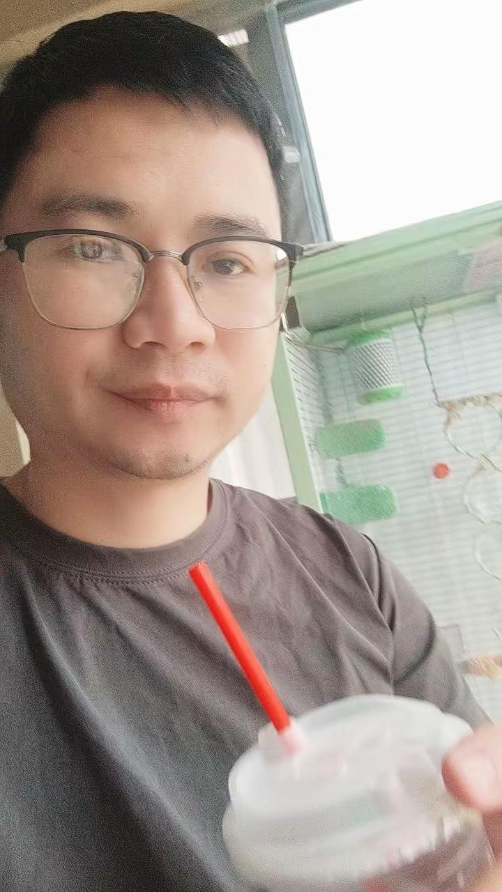 刷到优惠券，高低整一杯，雪王懂我……