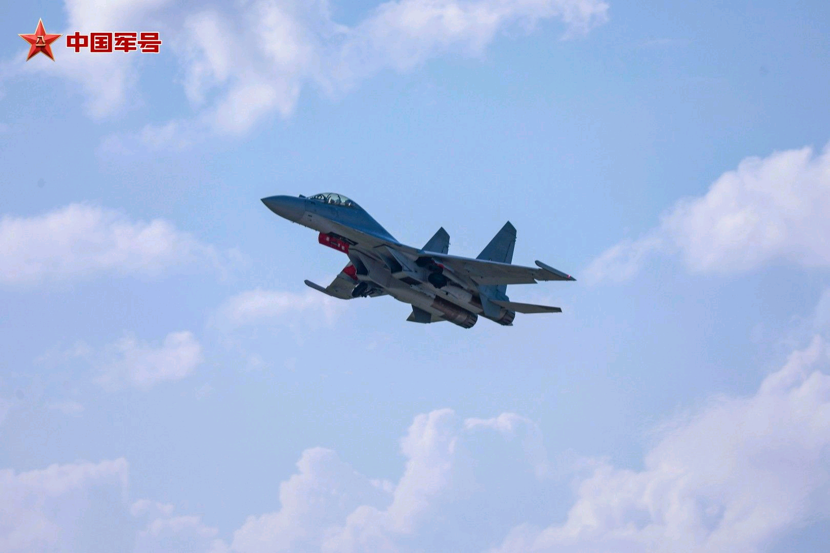 “杜凤瑞大队”歼-16烽火问鼎计划制胜空天