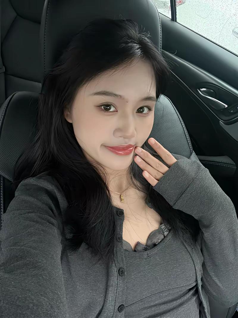 男人娶老婆
就要娶会挣钱
有稳定收入的女人
一个女人会赚钱
可能还有一定的积蓄