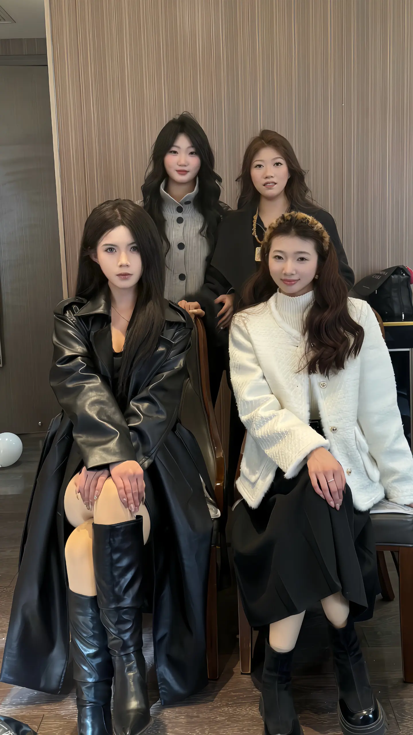背刺我的时候换个人吧 你所谓的朋友又告诉我了
