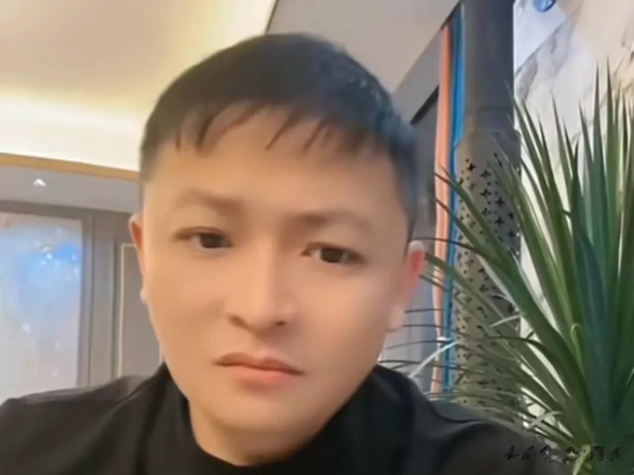 辛巴斥责ks平台高管拉帮结派，助纣为虐，质问；你们收了多少礼？捆绑了多少利益呀？