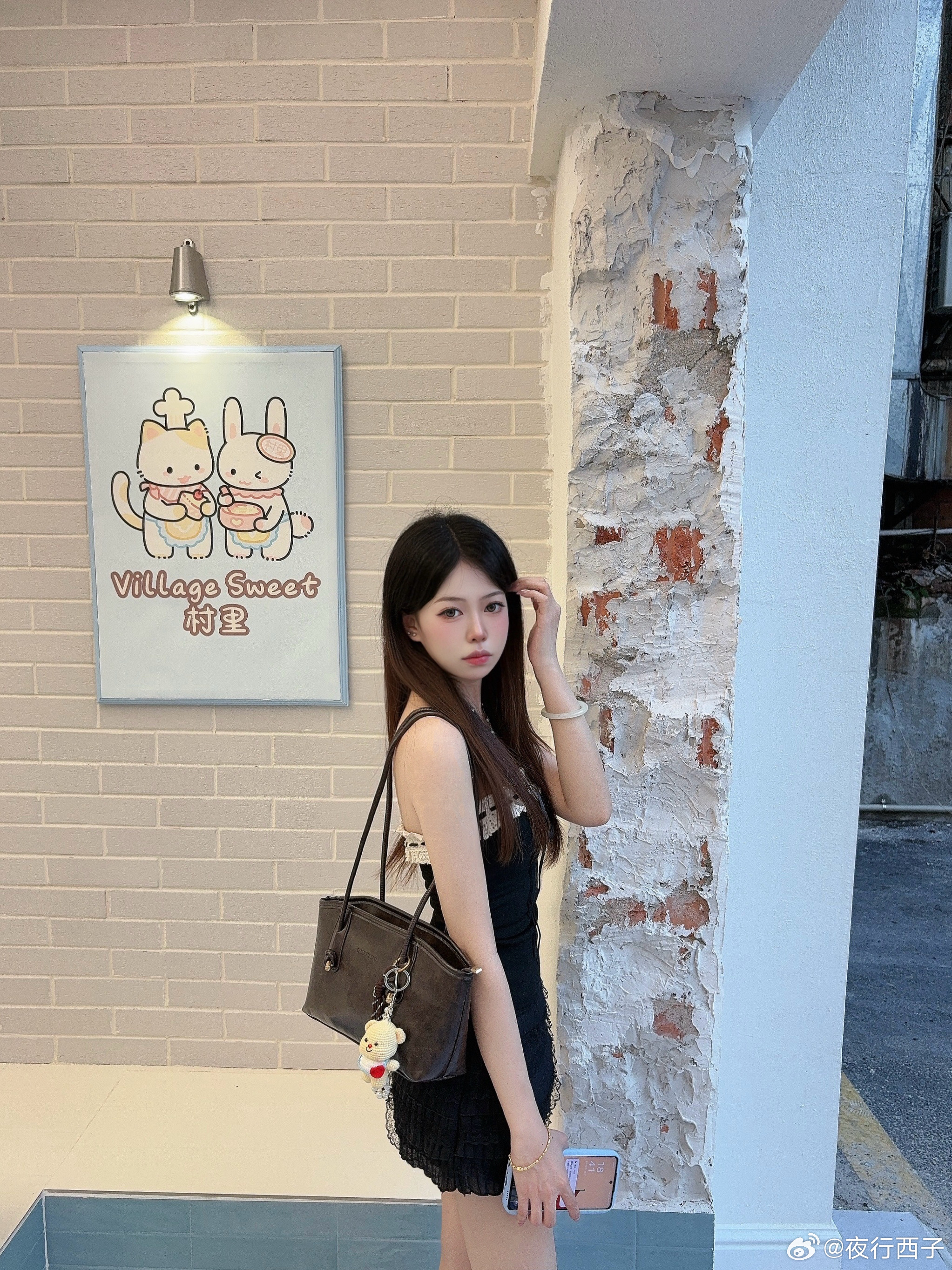 别狡辩了，我活着你也活着，世界上哪有这么赶巧的事啊，你就是喜欢我 