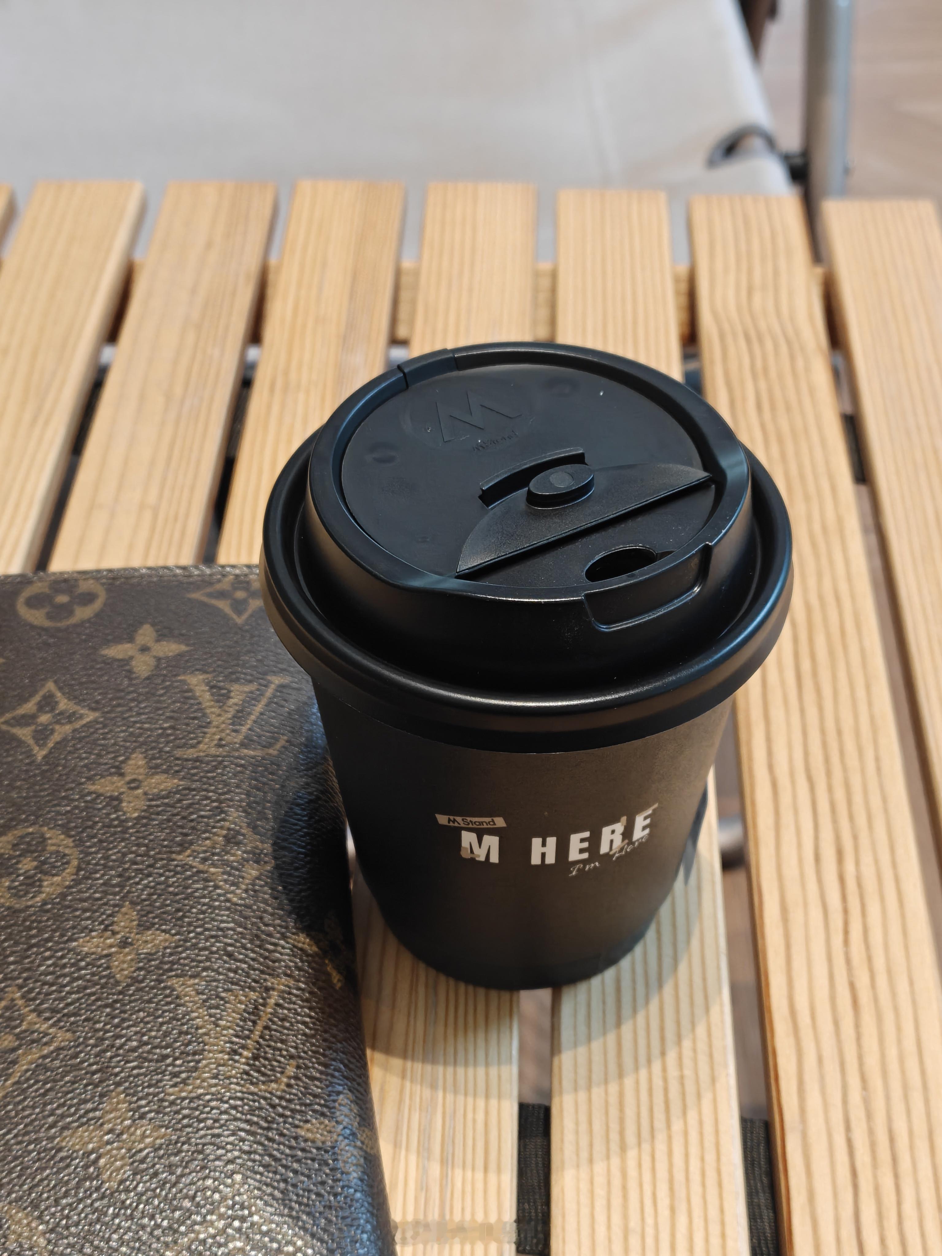 今天我可以连喝三杯咖啡，还能睡着出差一周已经感觉到非常高压 3、4 月都是各大厂