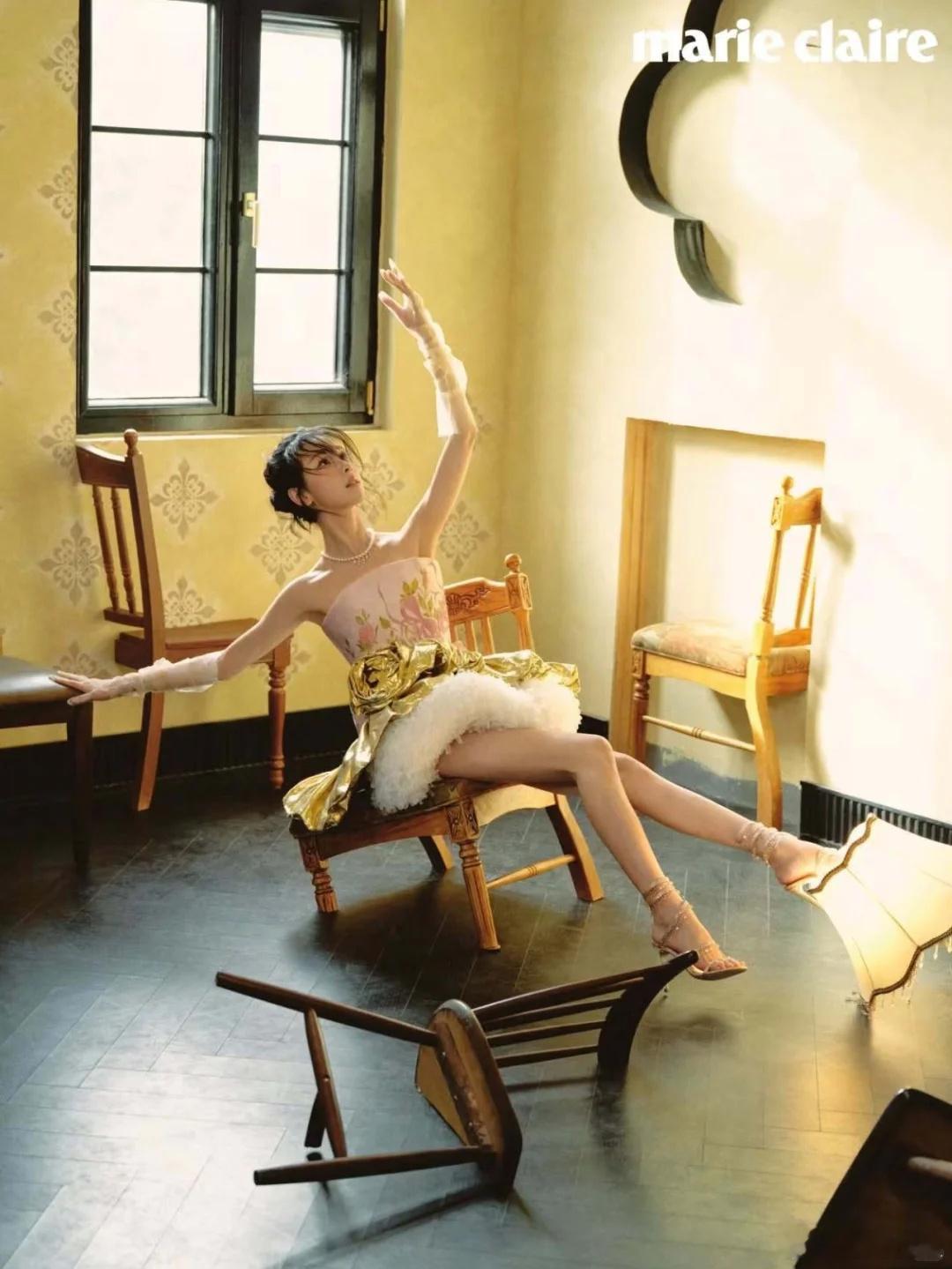 陈都灵登上嘉人塞尔维亚版好美的蝴蝶 像八音盒上的小仙子2026年所有的高定都吻上