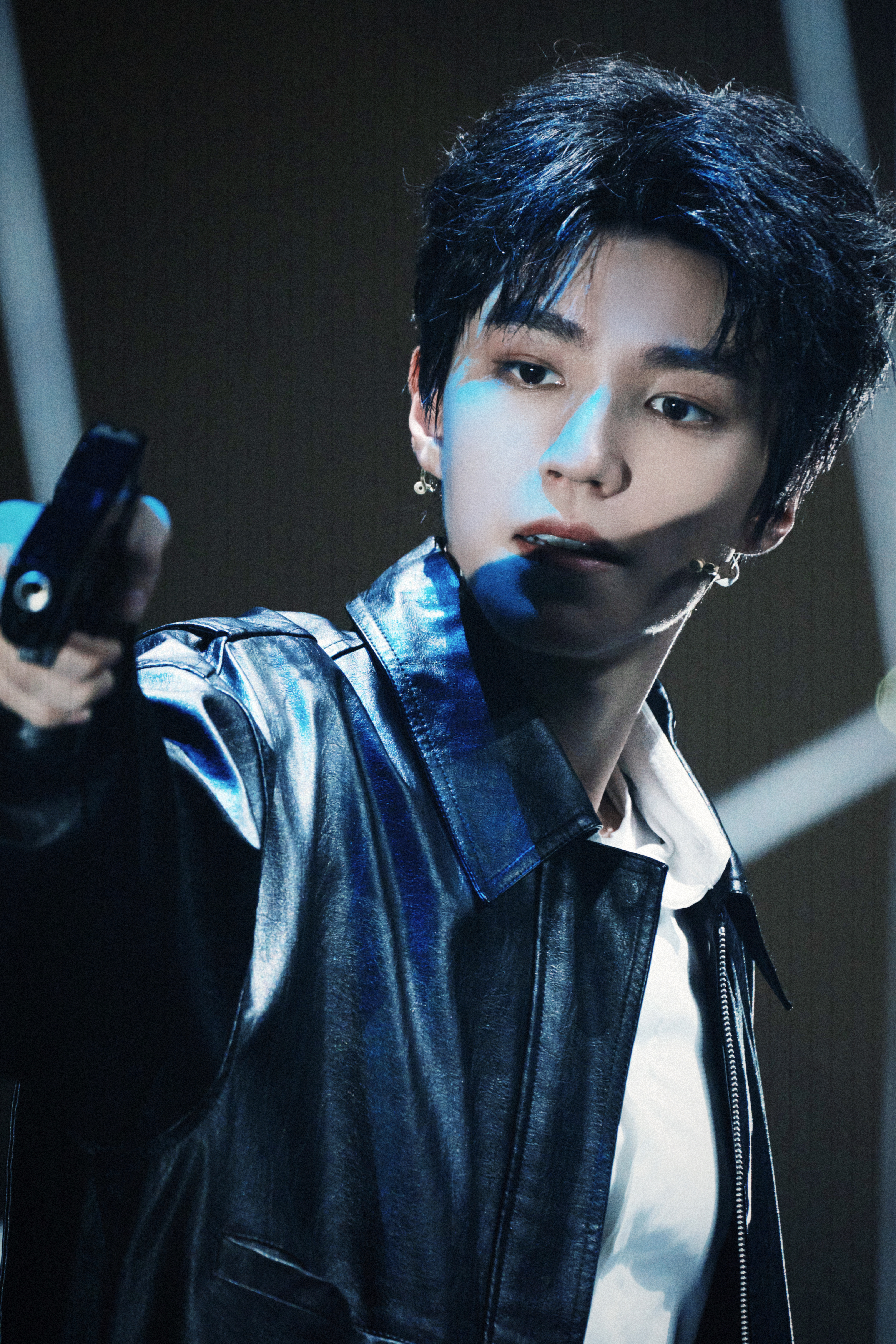 书先生就帅得好夸张吧🤯🤯 