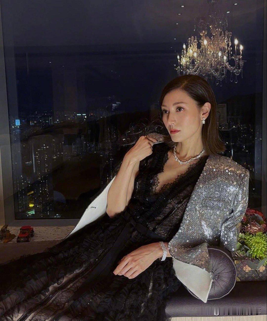 李嘉欣
李嘉欣 李嘉欣 李嘉欣写真照 港星美女神 李嘉欣 ​​​ 李嘉欣壁纸 李