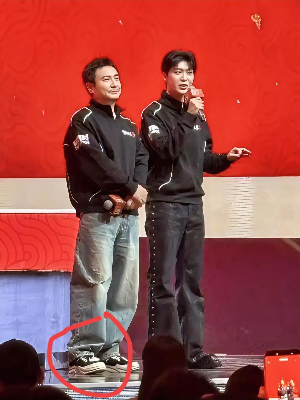 沈腾是不是穿的增高鞋