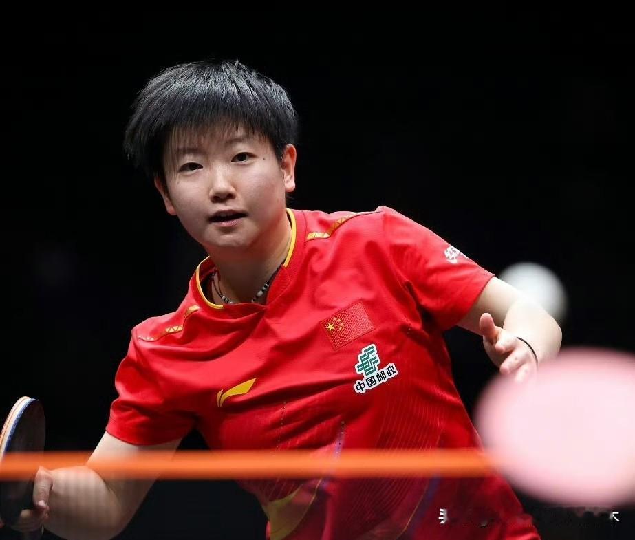 孙颖莎近期没有参赛，但孙颖莎的粉丝到处控评孙颖莎对韩莹的战绩和韩莹直播说打削球选