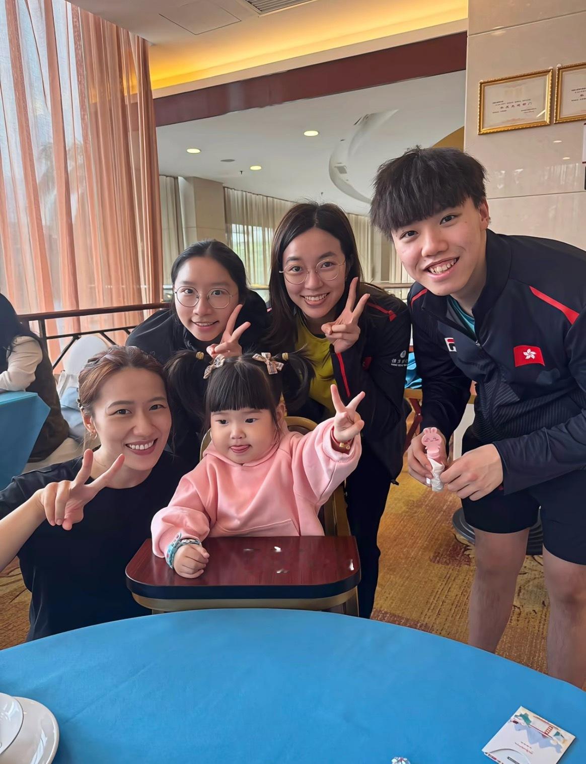 港队和他们的团宠[期待] ​​​