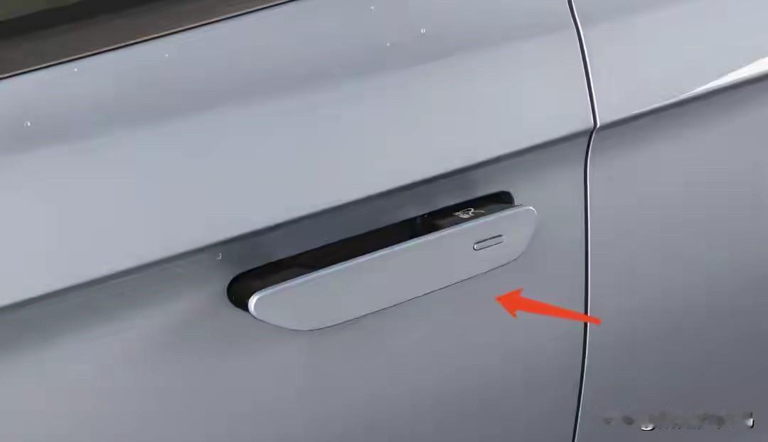 千万量级隐藏式门把手车型的存量，确实是行业发展中需要留意的议题。其实这类设计在合