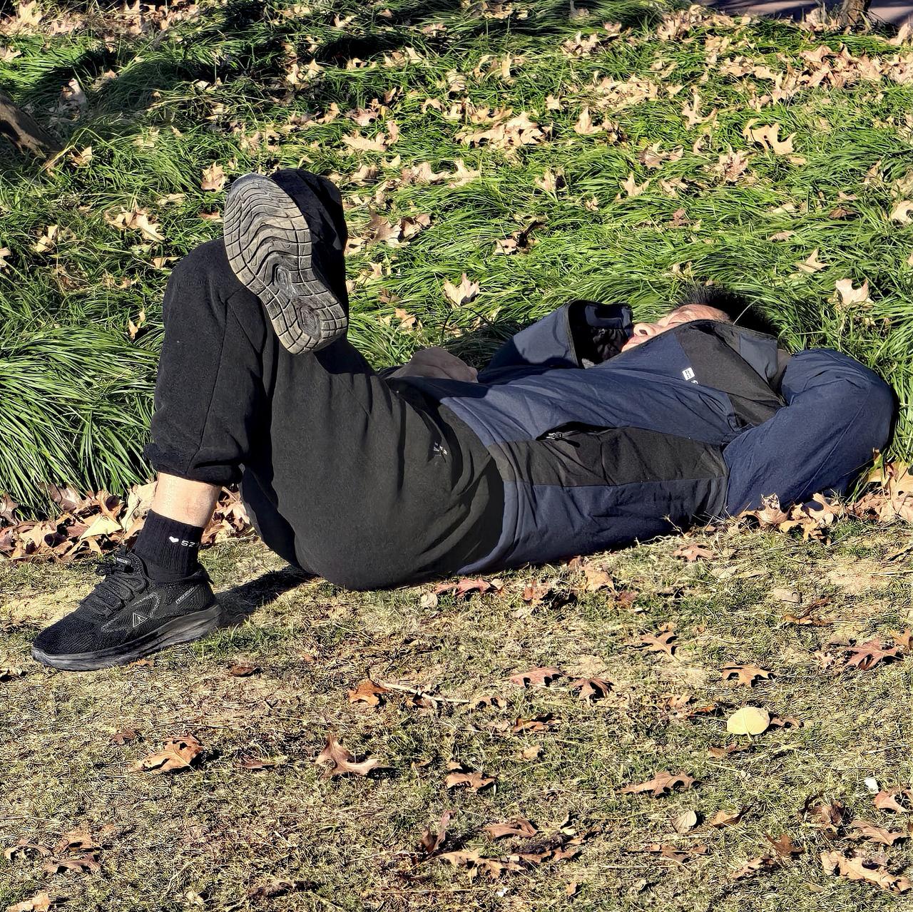 年底了，怎么躺平啦？
有钱没钱，回家过年！
没赚到钱不是你一个，
人人都有本难念