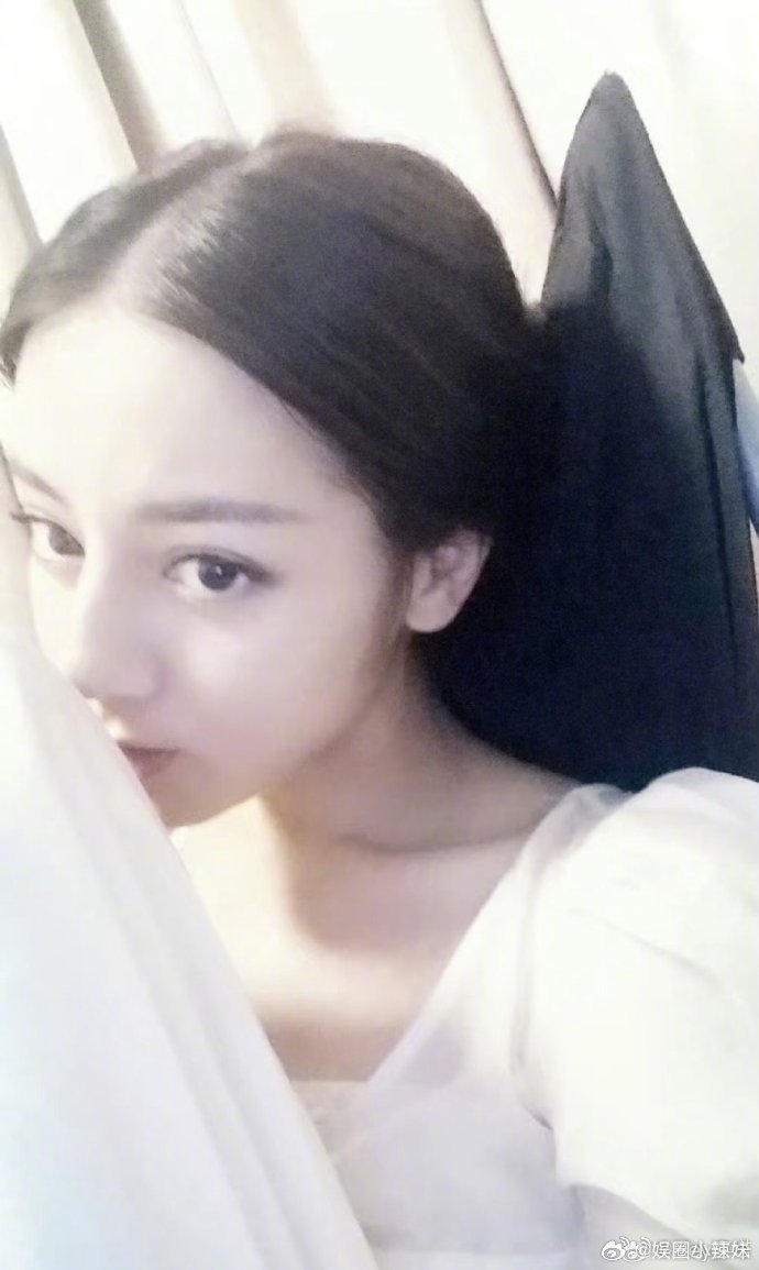 迪丽热巴姐非过没丑过考古的风又吹到了迪丽热巴以防你没见过古早的迪丽热巴，真的好美