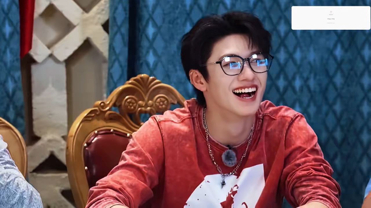 徐志胜摸清朱志鑫的风格了徐志胜靠风格认出朱志鑫一路向海的少年 看徐志胜只看局部照