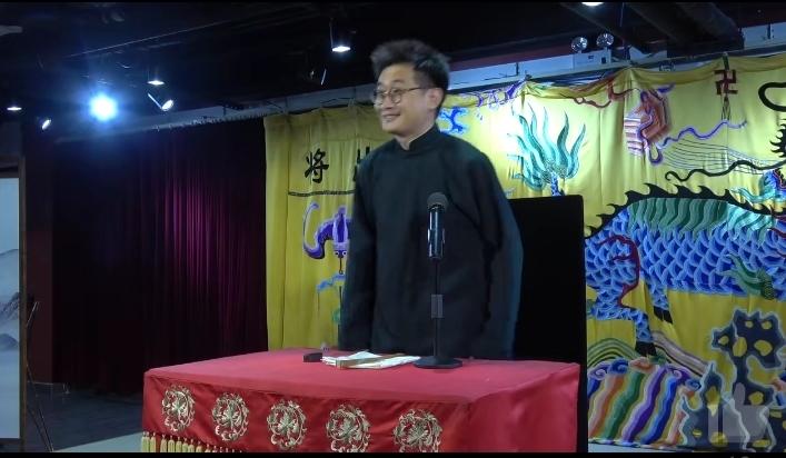 哈哈，李九春说评书前闲白，大肆吐槽德云社的领导和大腕们！7月26日的三庆书馆，难
