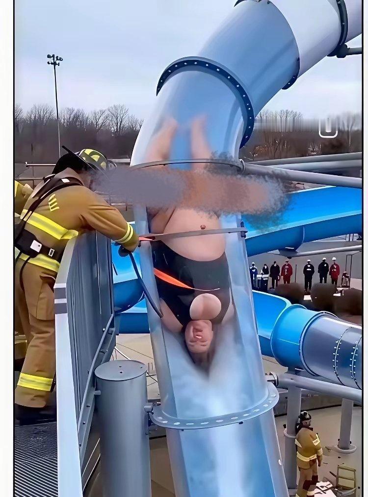 看，标准的美式碳水身材 ​​​