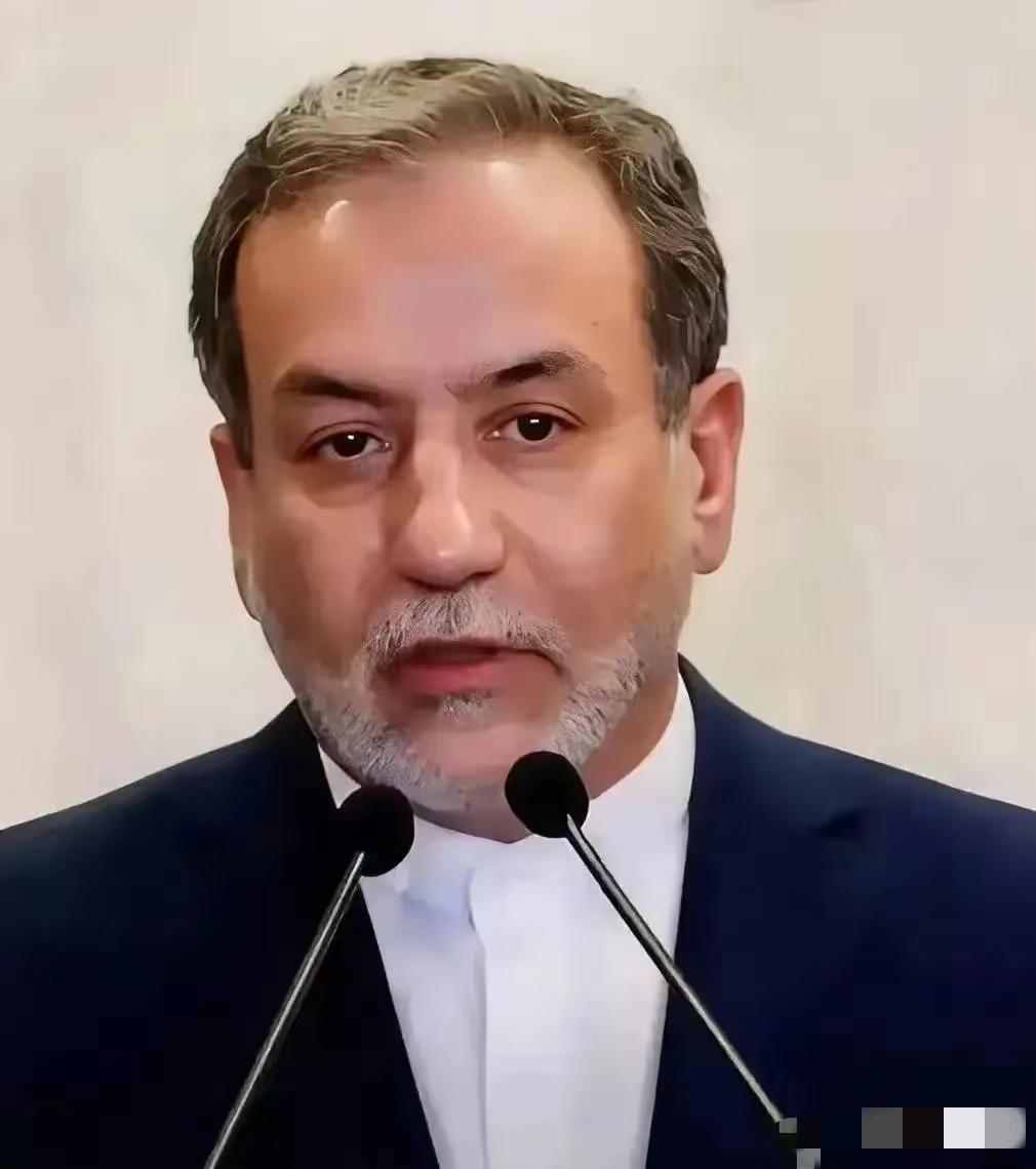 伊朗外长传来新消息
​4月21日，传出了一则重要消息！伊朗外长阿拉格齐公开宣布了