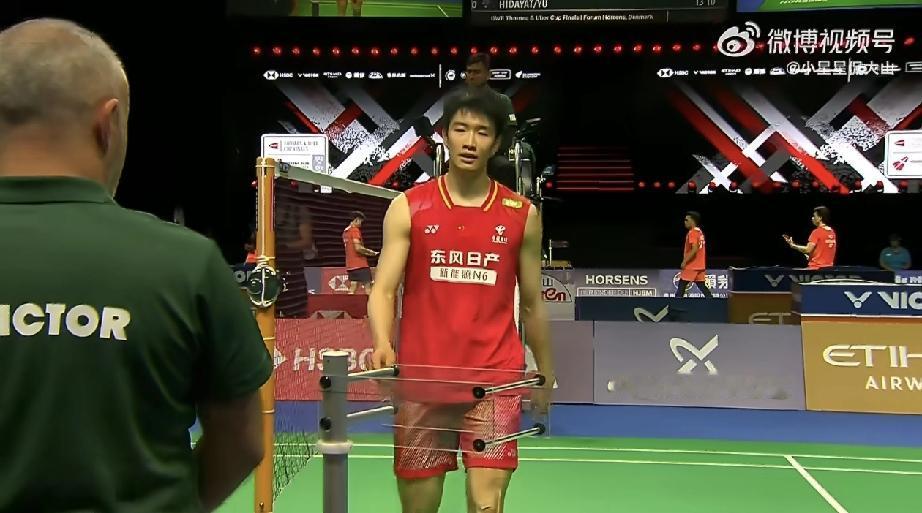 国羽男团小组第一出线[笑哭]！
来看2026汤姆斯杯小组赛了[笑哭]！
刚刚，2