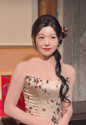 陈妍希这个妆造美成啥了陈妍希陈妍希这个妆造美成啥了！一沫真挚的情话