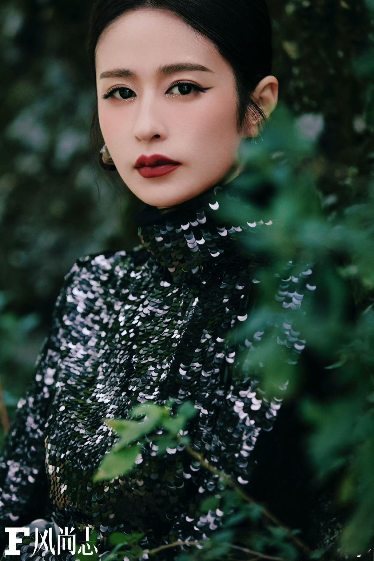 颖儿的4小时转场奇迹，不仅仅是时间管理的艺术，更是对职业生涯无限热爱的体现。在这