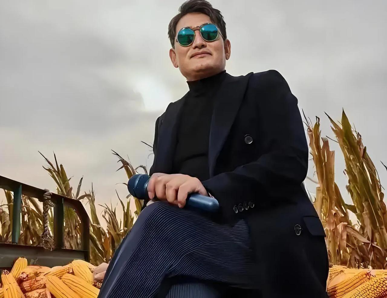 朱之文为什么天天遭人围堵朱之文之所以天天遭人围堵，既源于他淳朴善良的性格和不忘初