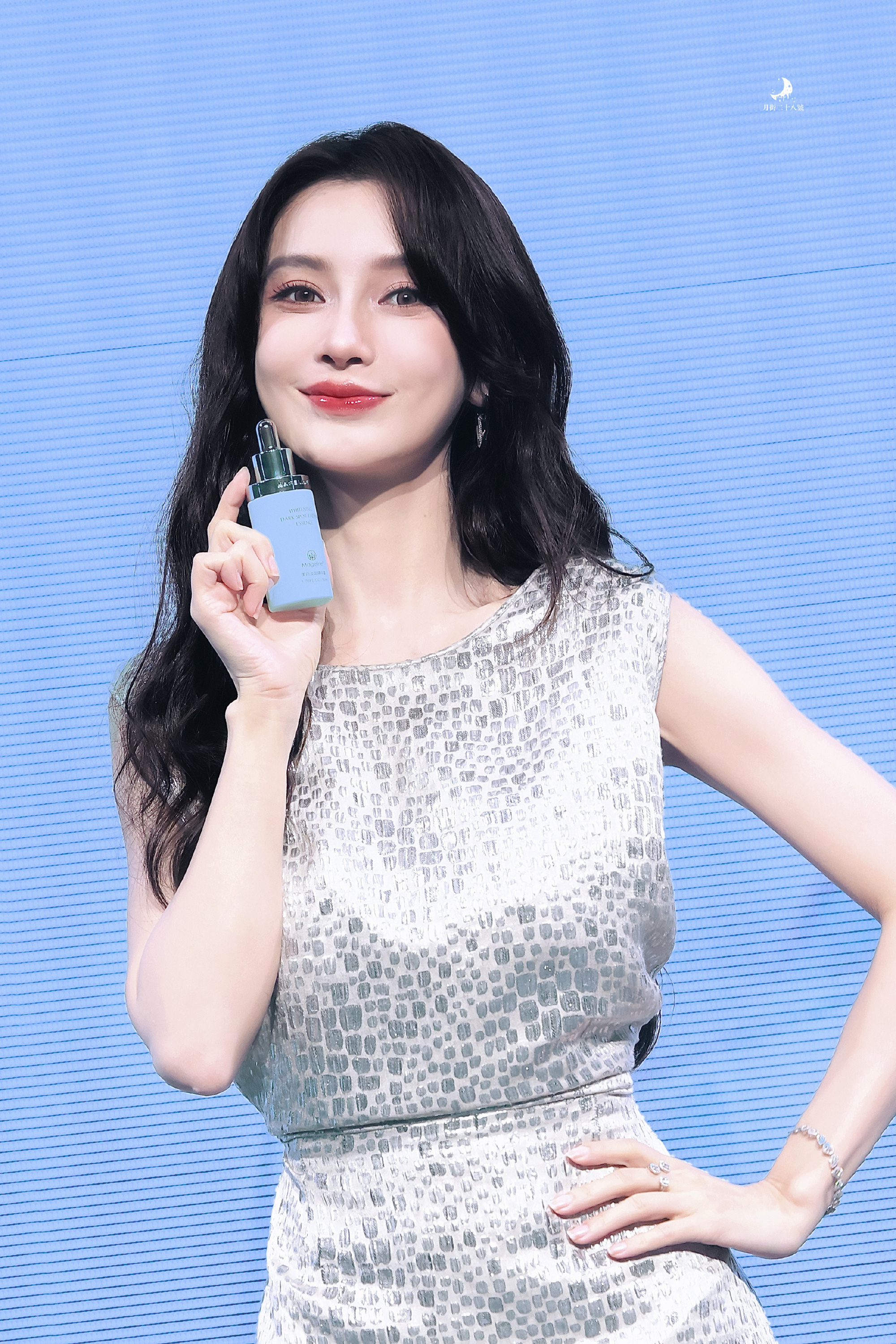 angelababy ⼁杨颖 爱宝宝早已写进我的DNA૮₍ ˶•ᴗ•˶₎ა