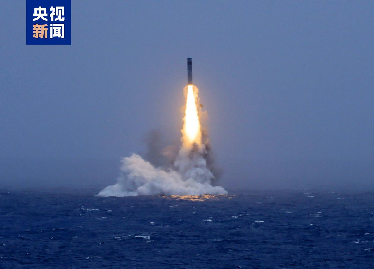 中国试射战略导弹整1月，美西方仍不依不饶，撮合太平洋岛国搞事。

8月6日，新西