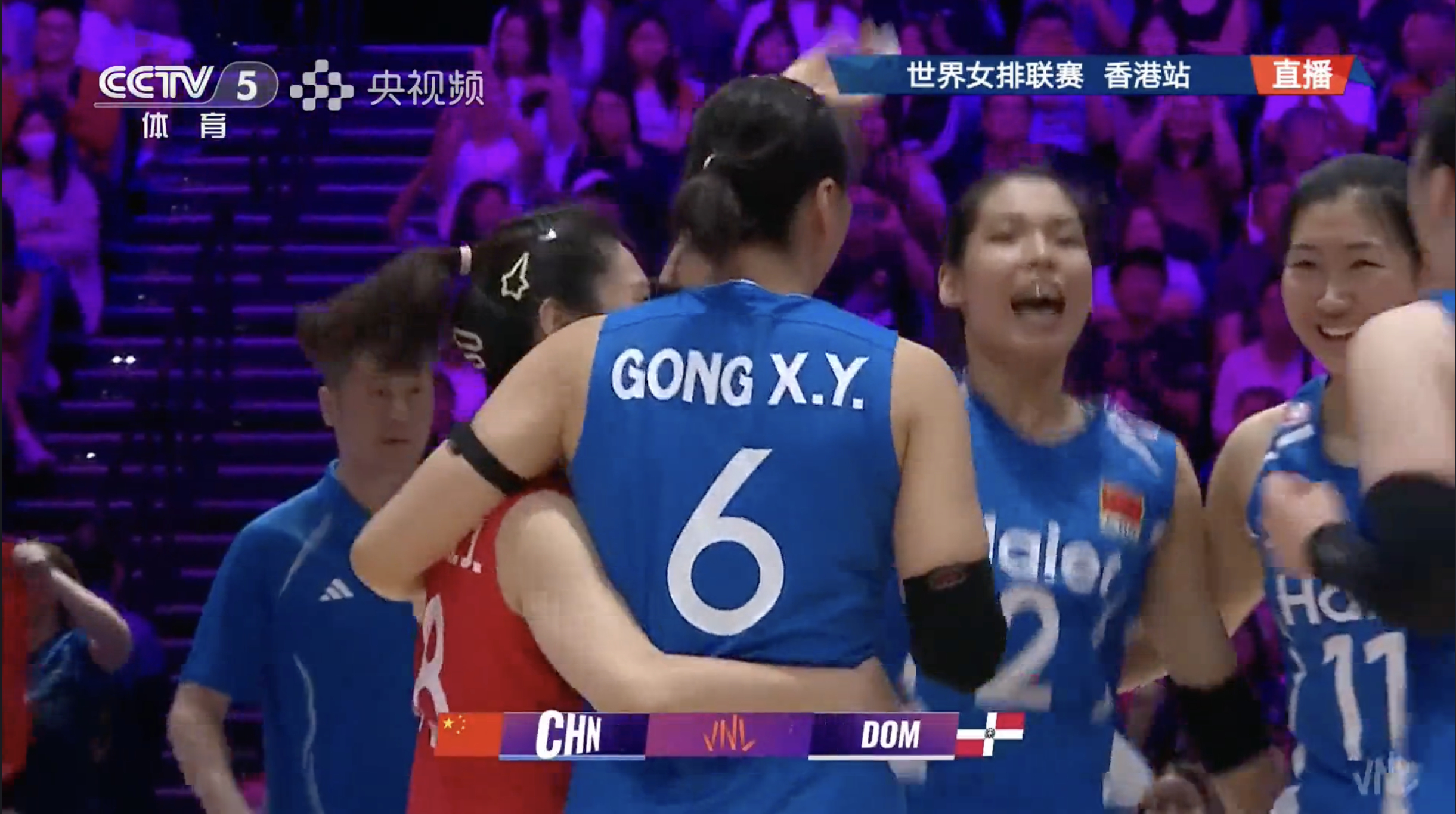 中国女排🇨🇳 1-1 🇩🇴多米尼加女排【22-25、25-21】中国女排