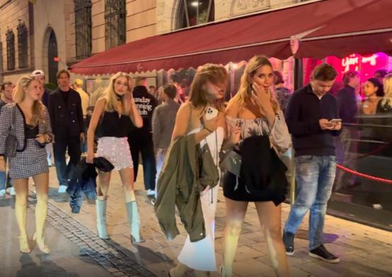 荷兰是世界上性开放最宽容的国家，可就算这么开放，它也是有红线的。这红线就一句话：