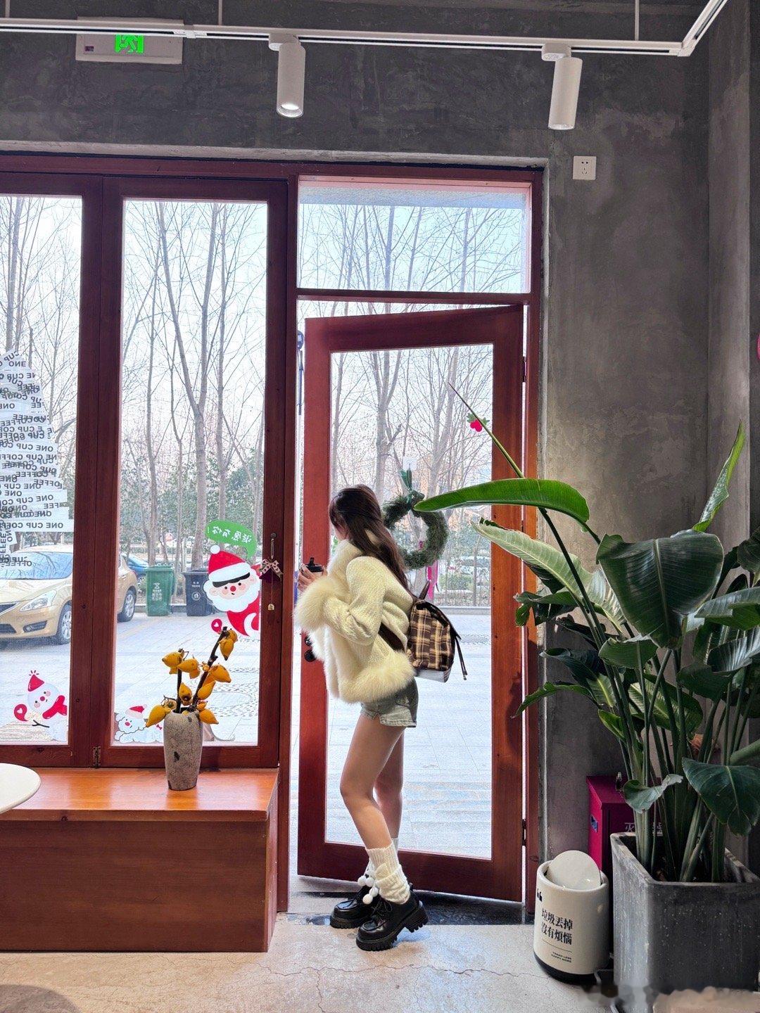路过的咖啡厅☕️ ​​​