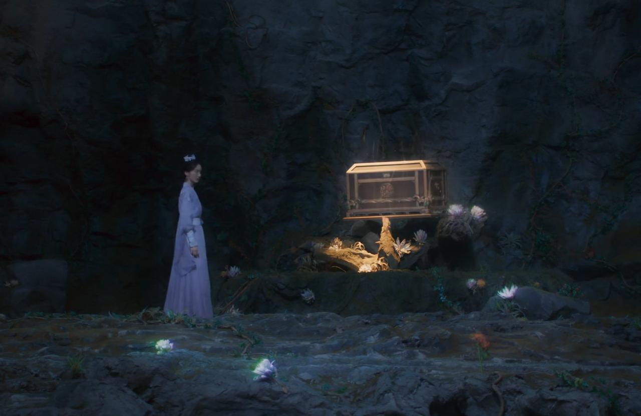感觉《凡人修仙传》里面有一个很大的bug
在血色禁地里面，
南宫婉拿的那个盒子到