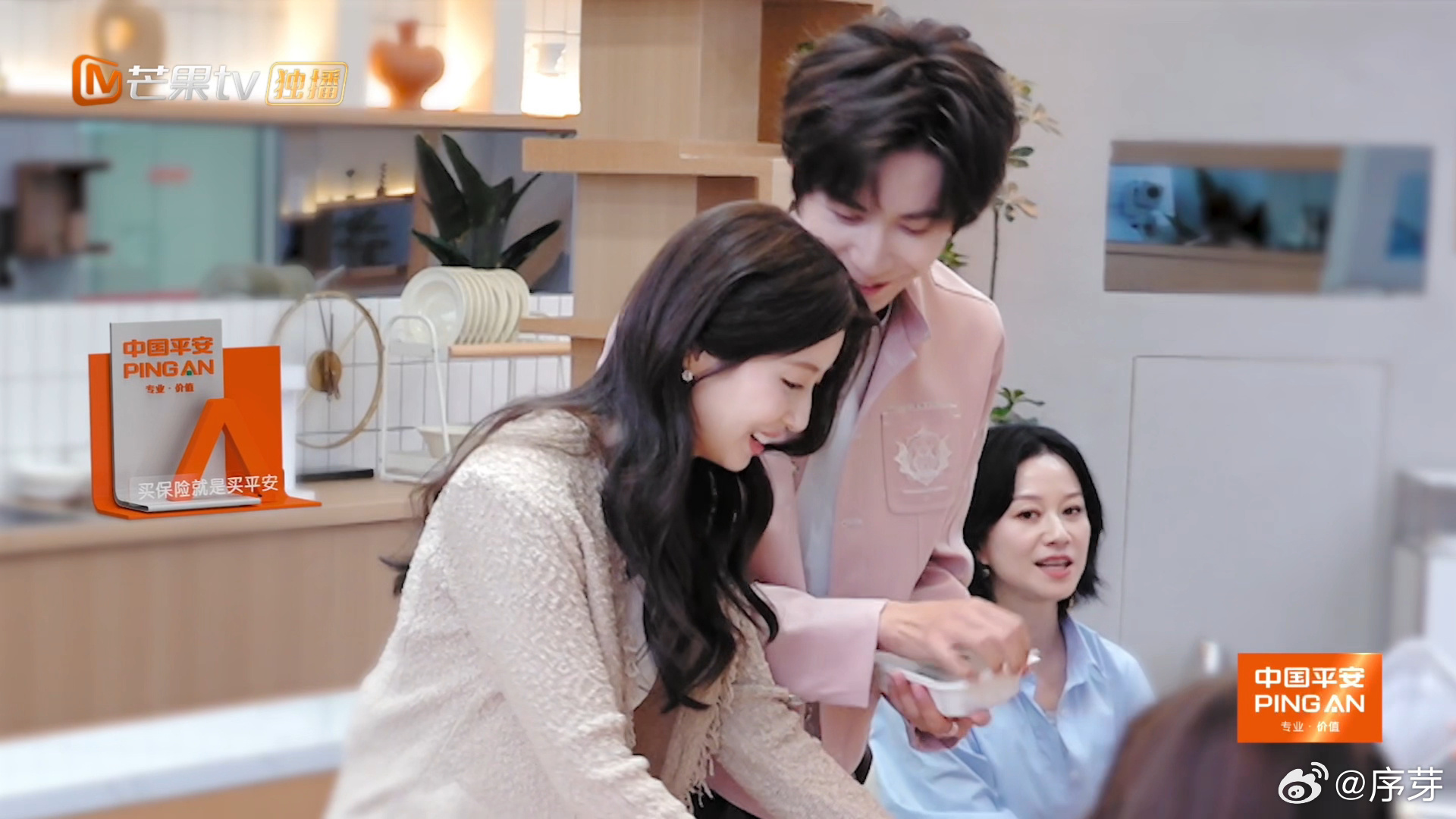 侯卓成签婚前协议全听杨汝晴的初入职场金融季 卓晴CP这段太好嗑，杨汝晴清醒通透，