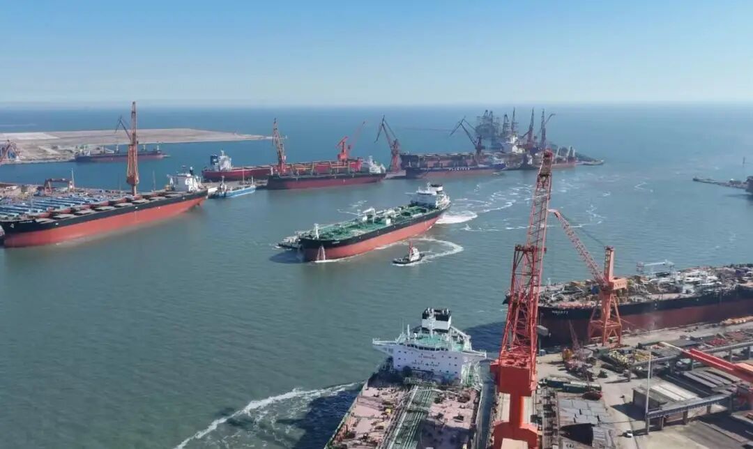 🚢中国造船杀疯了！全球超9成超大型油轮订单被包圆（2026.5.25）一、核心