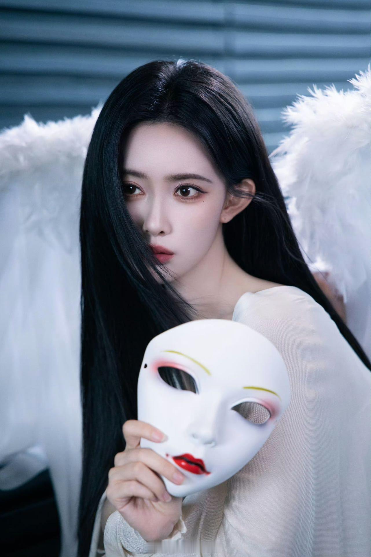 孟子义谈沈汐和与过往角色差异孟子义希望保持大家的新鲜感过往角色情绪外放活泼，沈汐
