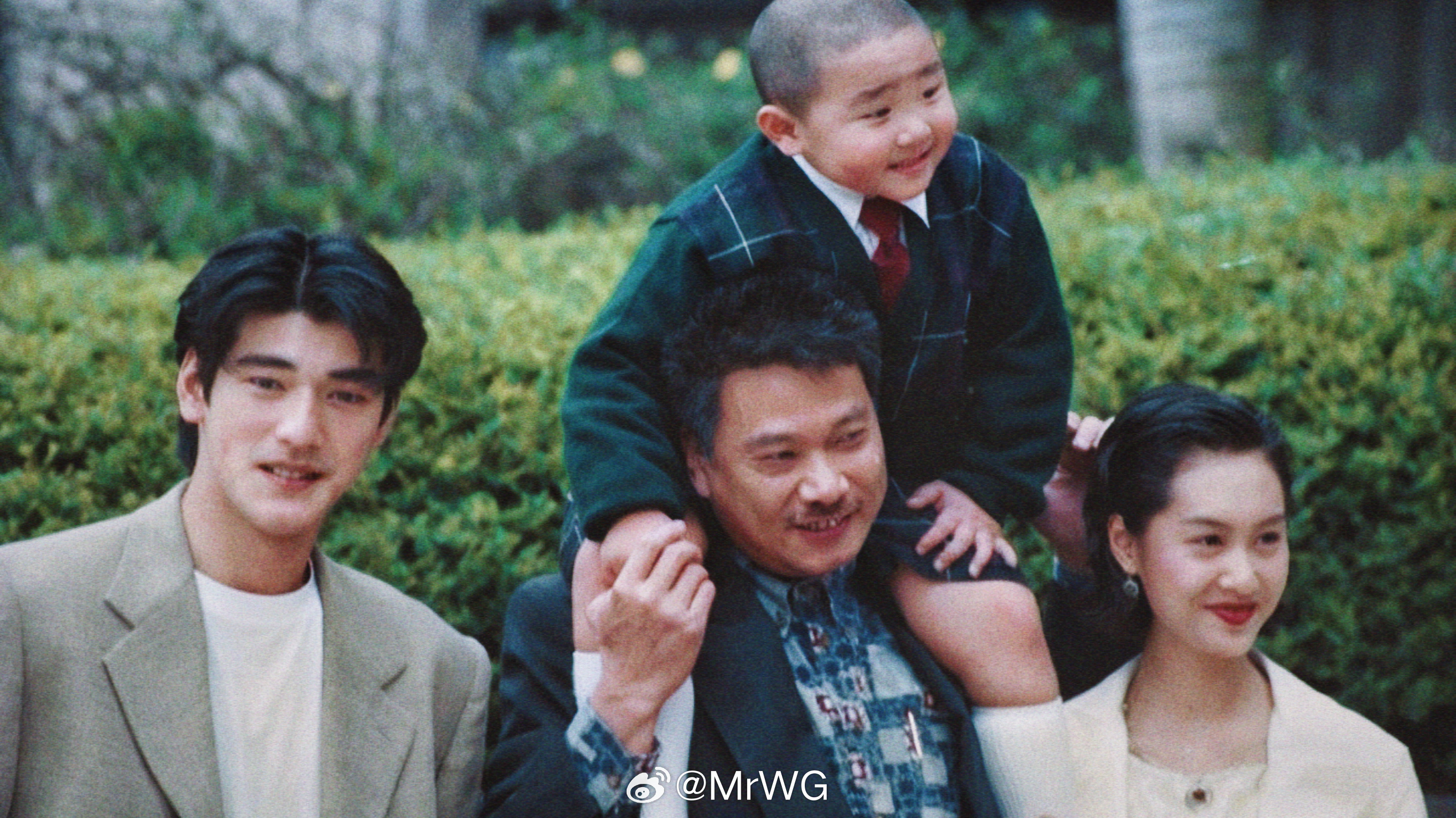香港电影[超话]搭乘花絮去幕后 后来，阿武演了【堕落天使】、【死神的精度】、【不